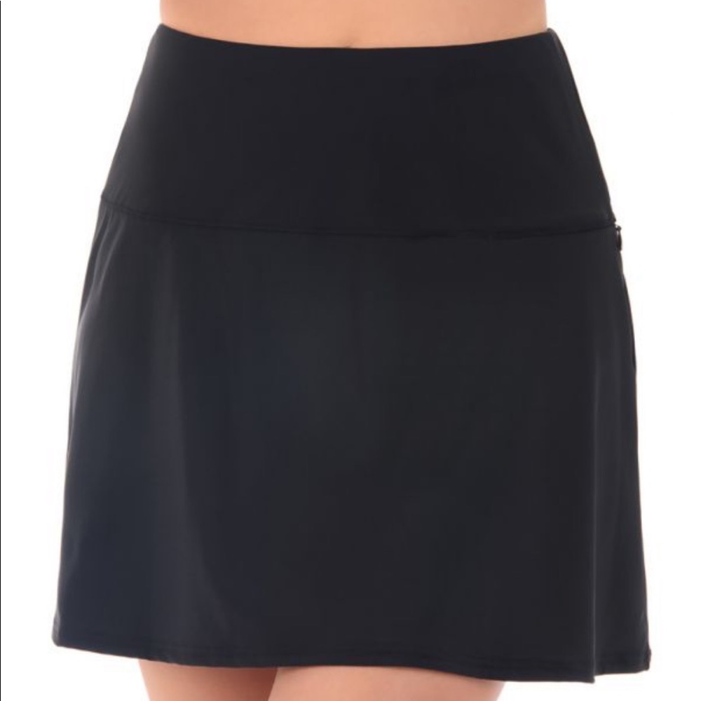 MIRACLESUIT 🏖 Fit and Flare Swim Skirt